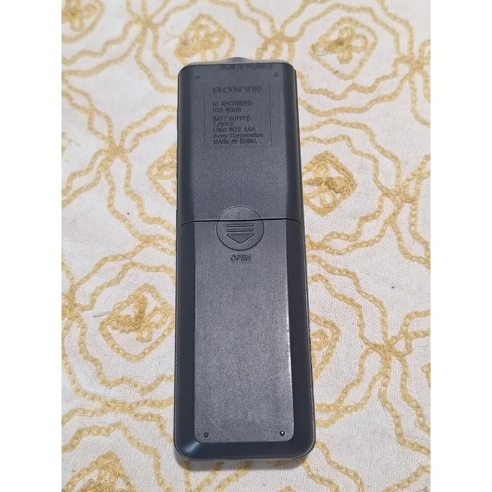 Sony ICD-B300 Digital Voice IC Recorder Tested Working w Original Manual 2005 NM